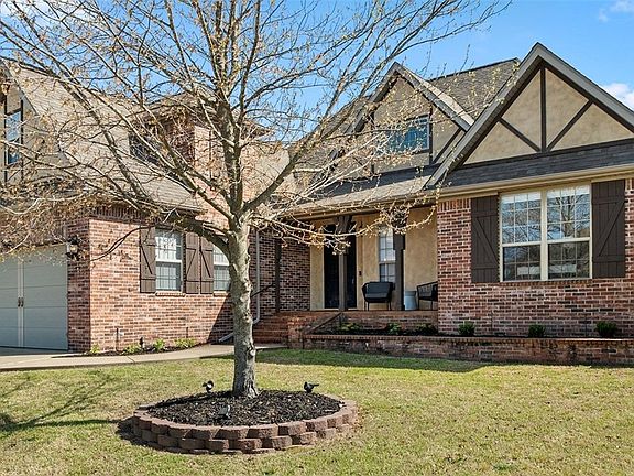 3rd image of 5607 S Chadwick Dr