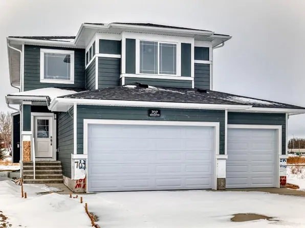 707 W Mandalay Ave, Carstairs, AB T0M 0N0