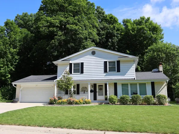 5888 Riverside DRIVE, Greendale, WI 53129