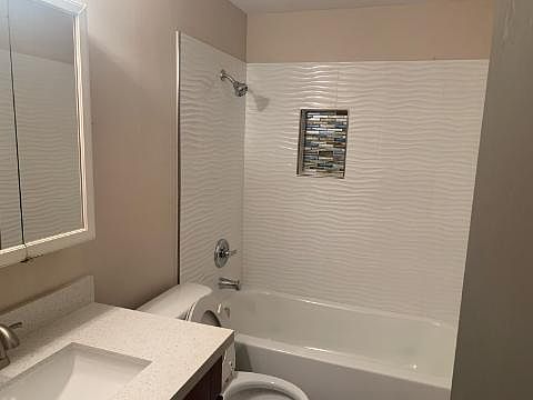 4th image of 1506 14th Ave S #101