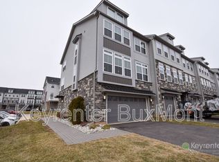 50 Independence Ct, Perkasie, PA 18944