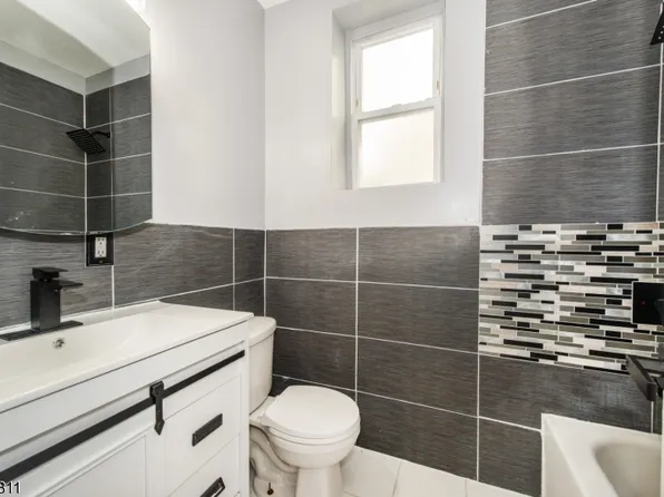 59 Ellington St #1, East Orange, NJ 07017