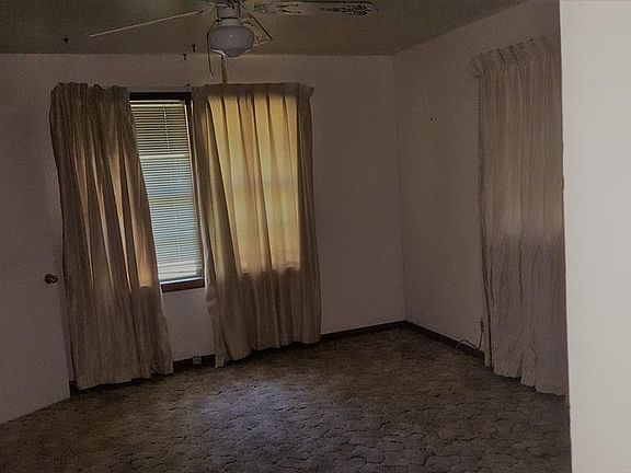 5th image of 804 Pershing Ave
