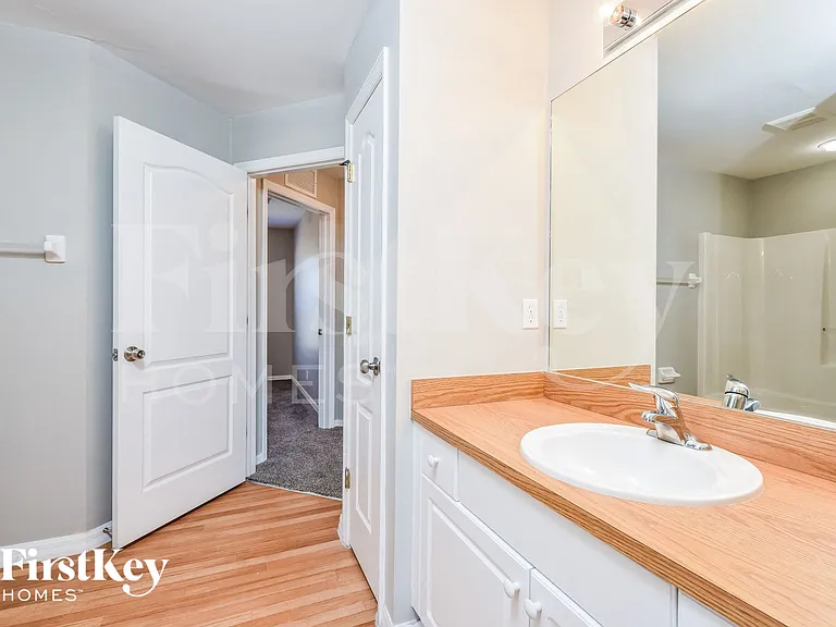416 Jourferie Rd — Photo 8