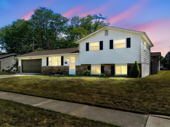 4892 Brittany Ct W, Columbus, OH 43229