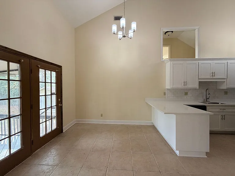 2124 Northwood Cir — Photo 31