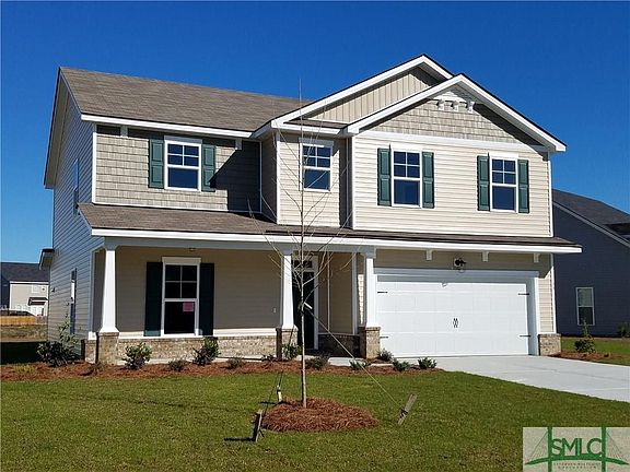 Gorgeous 4 bedroom plus loft home situated on a large homesite! Yard is fully sodded and comes with