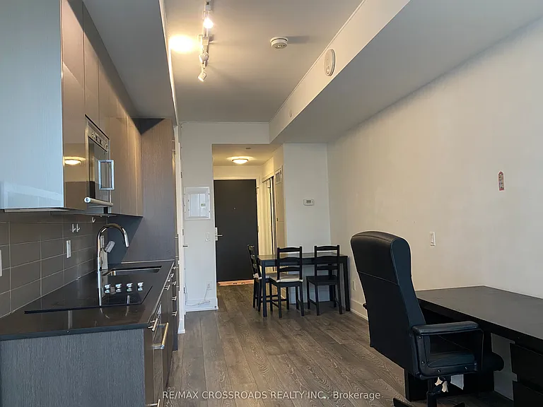 403 Church St #1906 — Photo 13