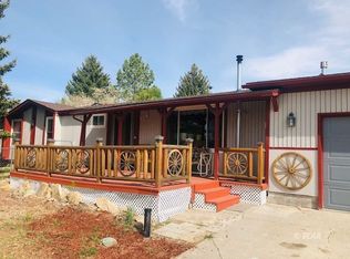 208 Lazy T Ln, Spring Creek, NV 89815