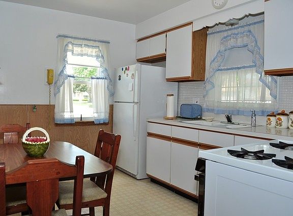 4th image of 7258 N Osceola Ave