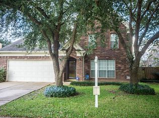 3903 Spring Circle Dr E, Pearland, TX 77584