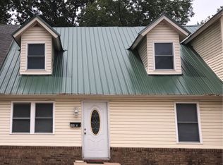 500 W Chestnut St APT D, Chatham, IL 62629