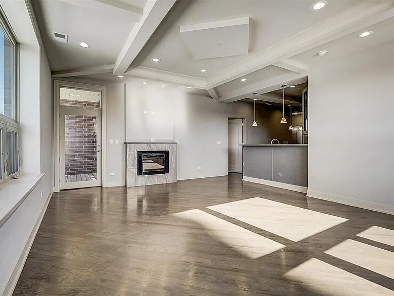 6349 S Woodlawn Ave #2C — Photo 24