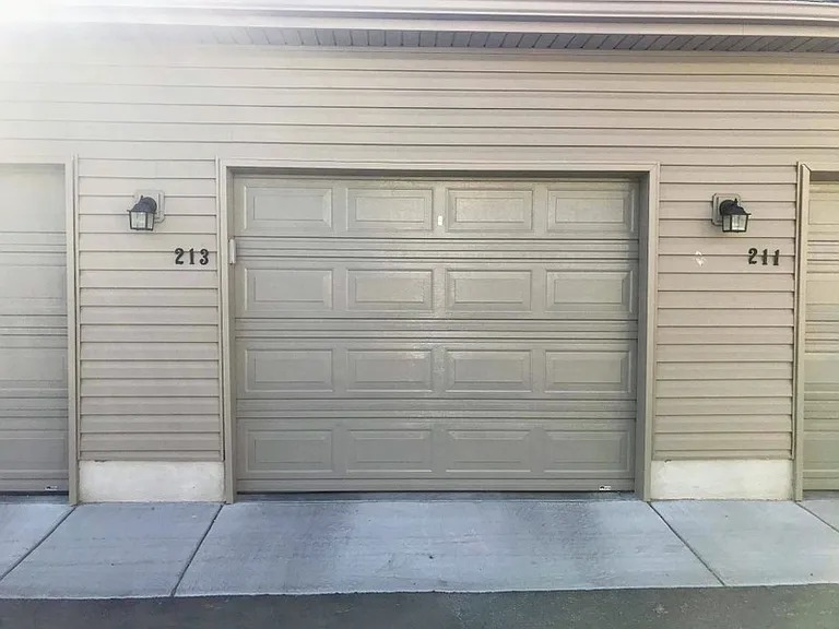 213 W Ridge Rd — Photo 38