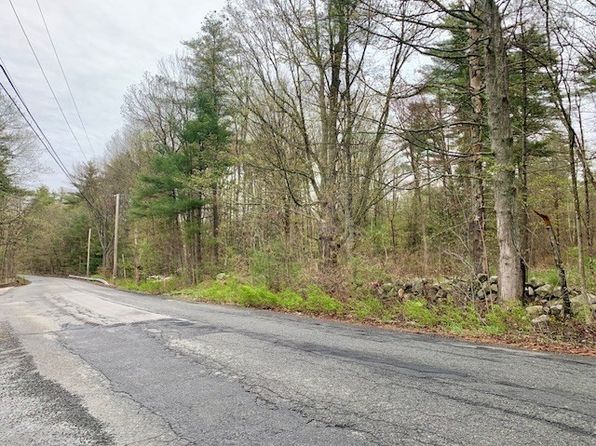 86 W Elm Lunenburg Rd, Townsend, MA 01469