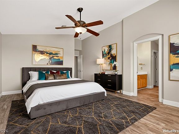 5th image of 2077 Alki Beach Ave