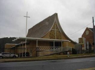 528 N Marietta Pkwy NE, Marietta, GA 30060