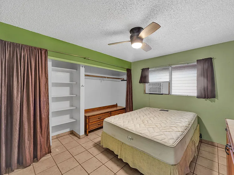 2136 Konou Pl #202 — Photo 14