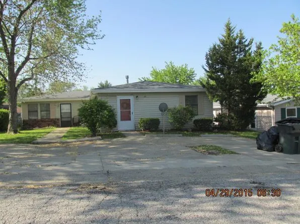 113 E Sunrise Dr, Belton, MO 64012