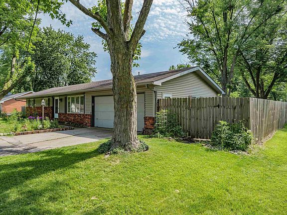 4th image of 4504 Woodway Dr