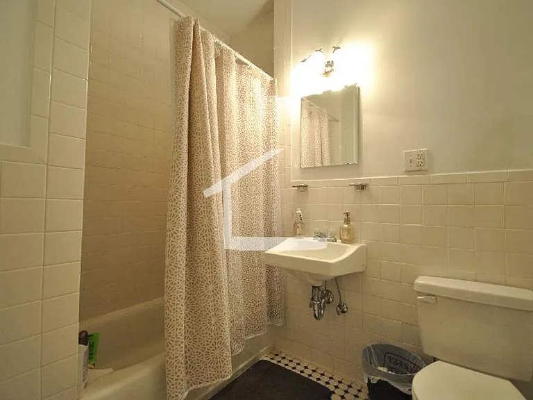 1954 Beacon St #1A — Photo 6