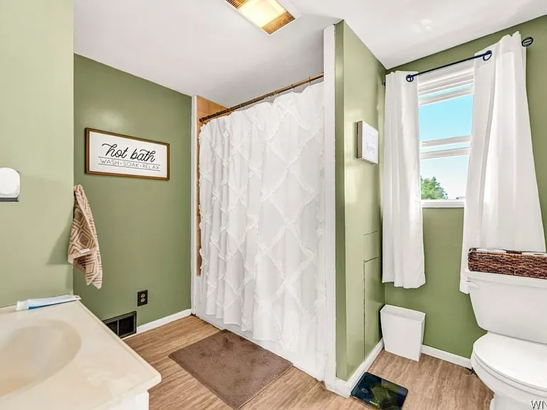 216 Curtiss St #2 — Photo 11