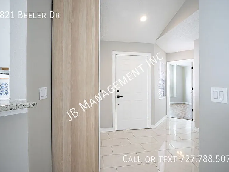 8821 Beeler Dr — Photo 5
