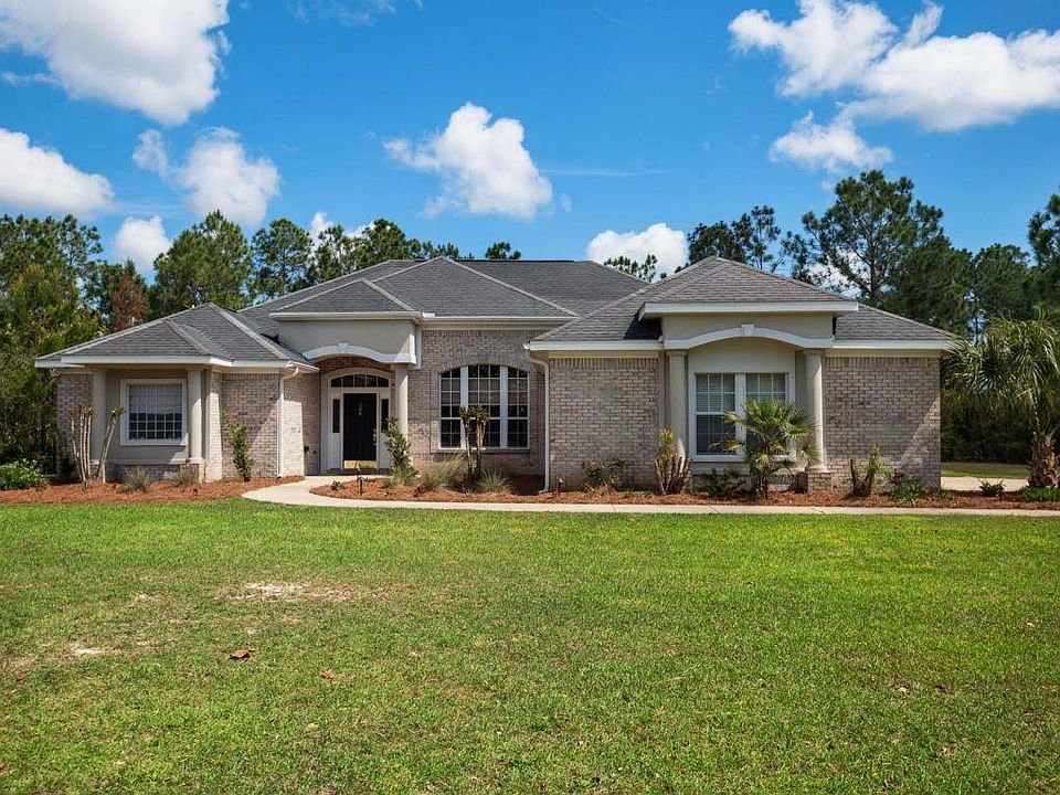 1st image of 308 Club House Dr E