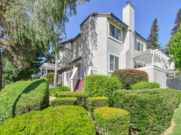 3040 Swallows Nest Dr, Sacramento, CA 95833