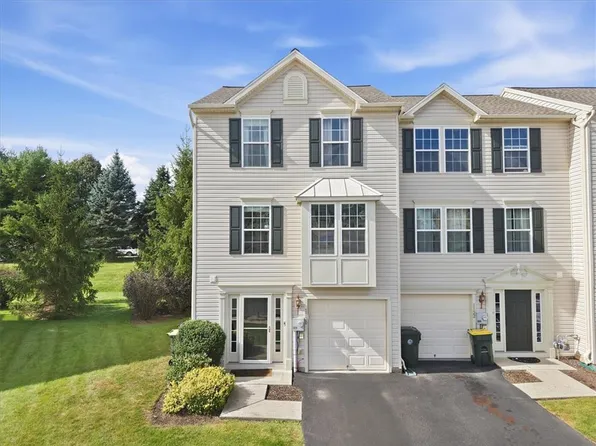 1120 Sparrow Way, Breinigsville, PA 18031