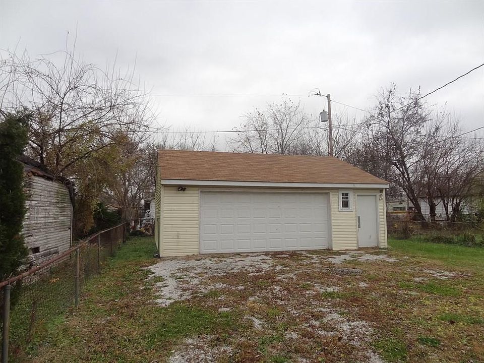 2nd image of 1409 Ingomar St