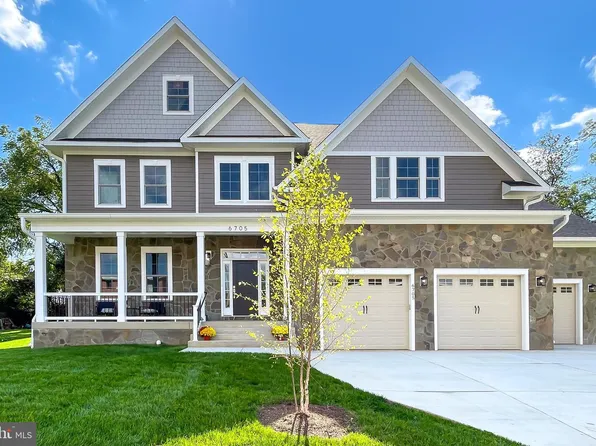 6705 James Lee St, Falls Church, VA 22042
