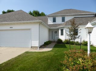 1014 7th Ave NW, Waverly, IA 50677