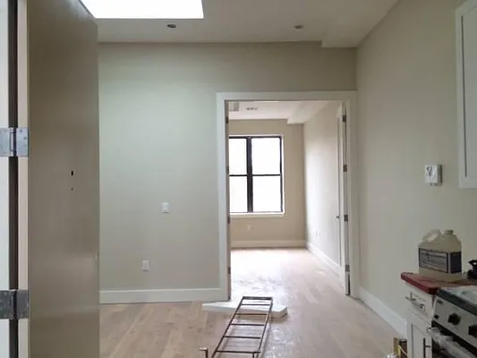 Rented by Loom Group | media 45