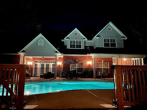 3rd image of 3808 Cabildo Place Ave