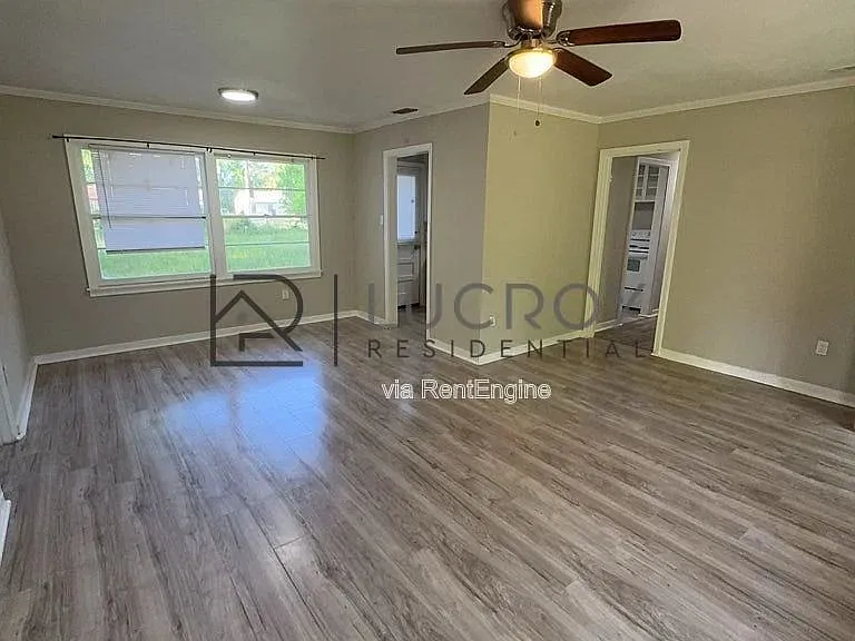 508 Benning Rd — Photo 2