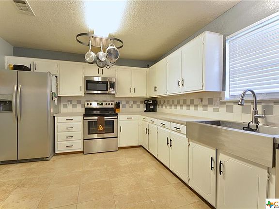 4th image of 812 Northern Dancer Dr