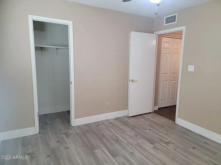 6814 S Rita Ln — Photo 10