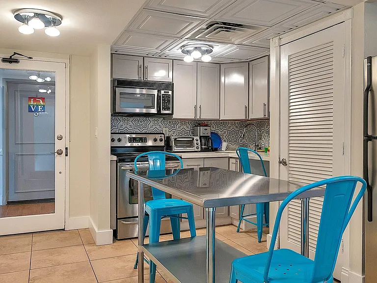 2900 NE 30th St #5D — Photo 35
