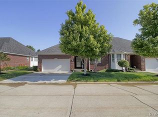 3249 Galaxy Blvd, Sterling Heights, MI