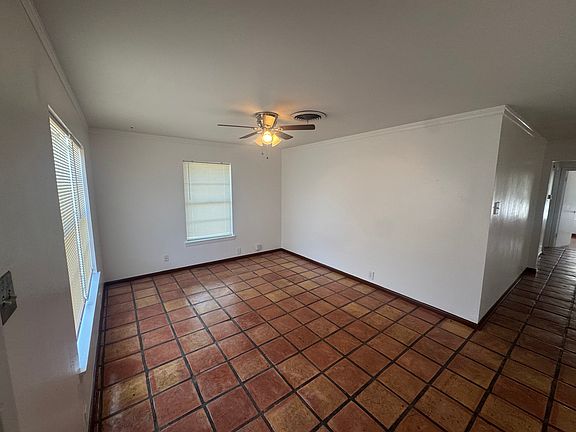 2nd image of 4621 Adkins Dr