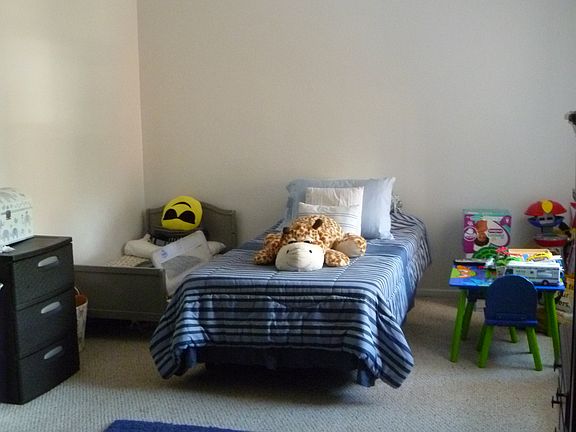 2nd image of 7 4th St APT 2F