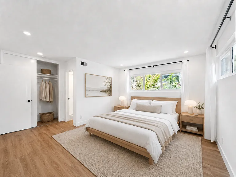 1326 Wellesley Ave — Photo 21