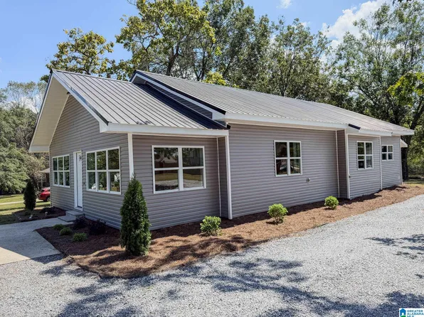 9997 Bankston Rd, Dora, AL 35062