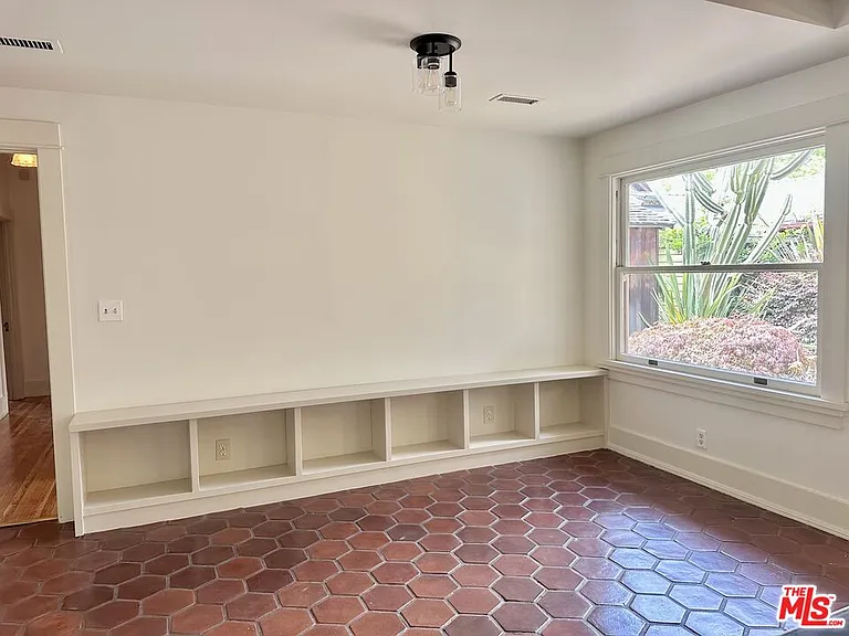 2216 Meade Pl — Photo 44