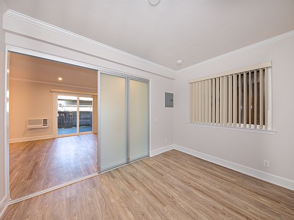 4th image of 8524 Via Mallorca La Jolla Ca Office #Junior