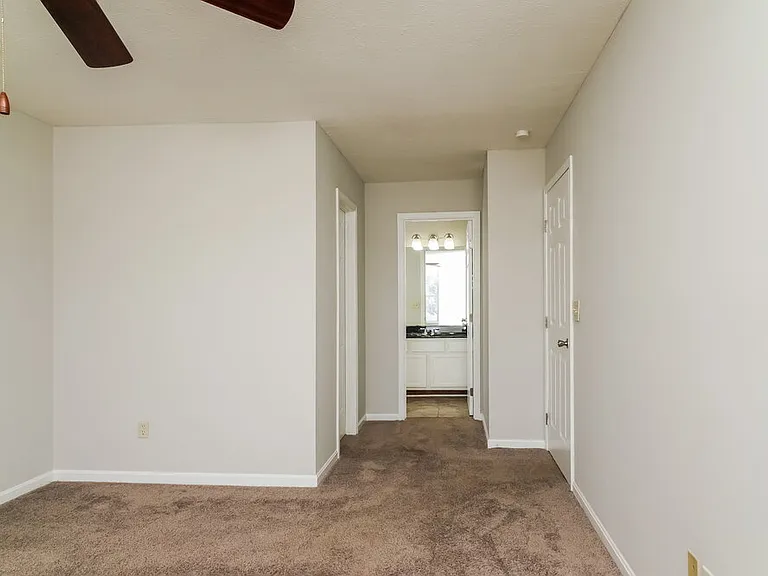 4314 Arwine Ct — Photo 13