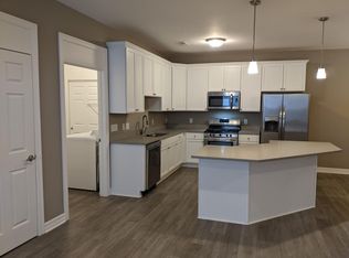 5114 Homestretch Dr, Loves Park, IL 61111