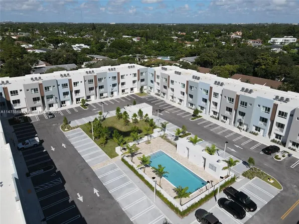 2535 NE 193rd St #3203, Miami, FL 33180