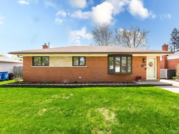 14662 Colpaert Dr, Warren, MI 48088